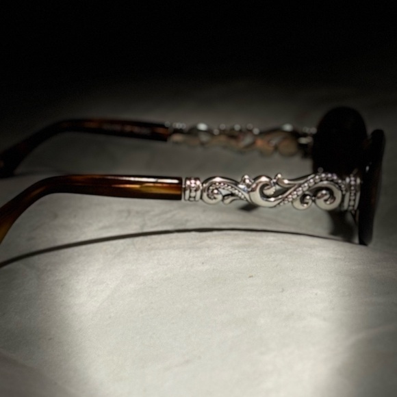 Brighton "sound of music" sunglasses - Picture 2 of 3